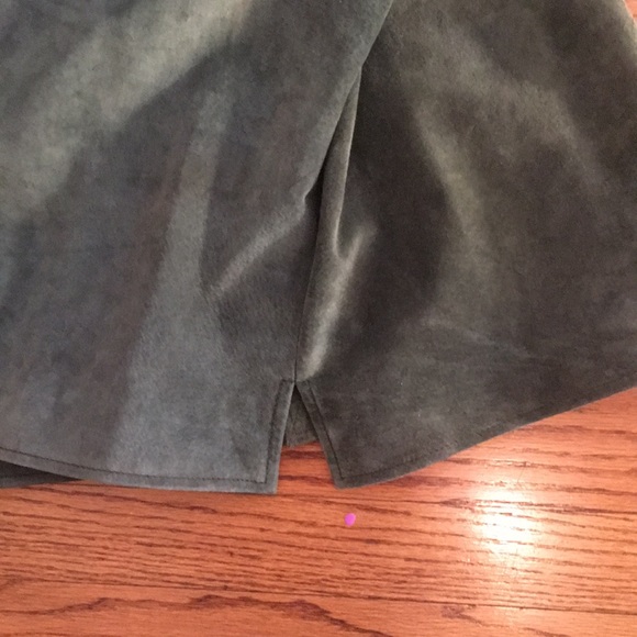 Jacket - Picture 4 of 5